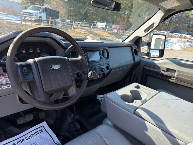 2013 Tuxedo Black Metallic Ford Super Duty F-350 SRW XL 4X4 Truck