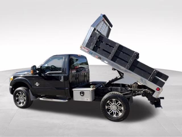 2013 Tuxedo Black Metallic Ford Super Duty F-350 SRW XL 4X4 Truck