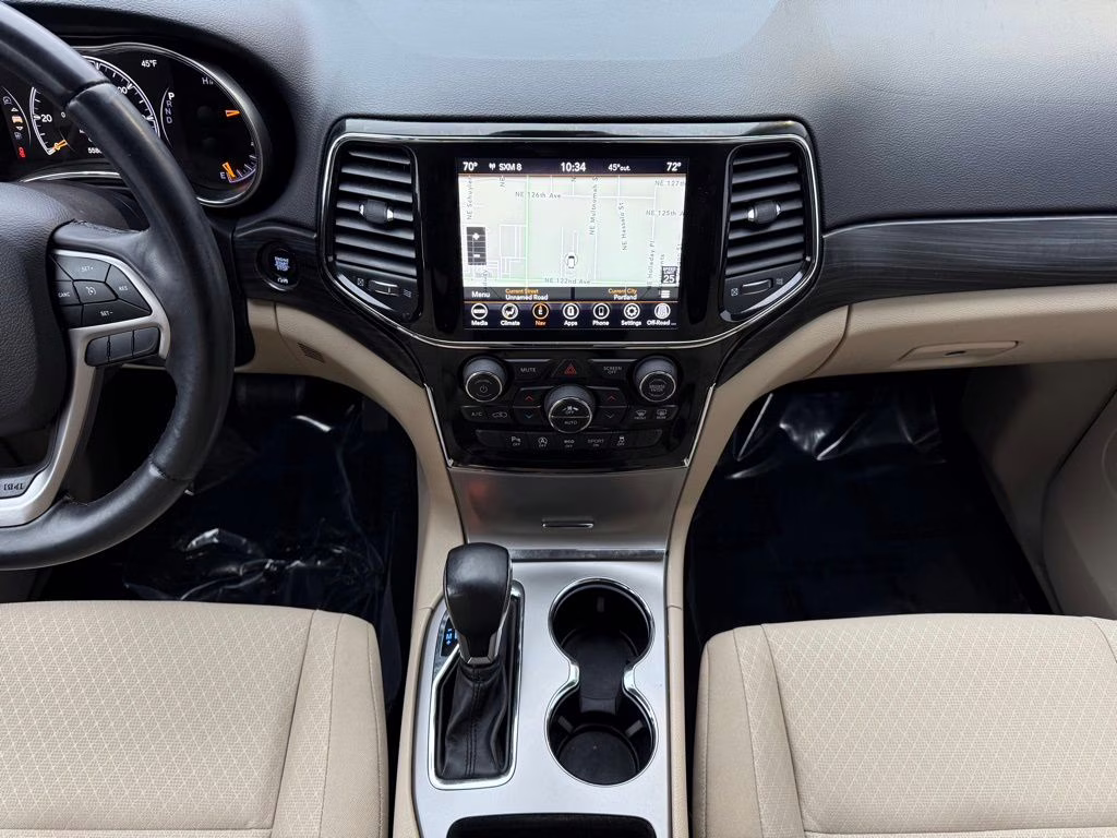 2022 Diamond Black Crystal Pearlcoat Jeep Grand Cherokee WK Laredo E 4X4 SUV