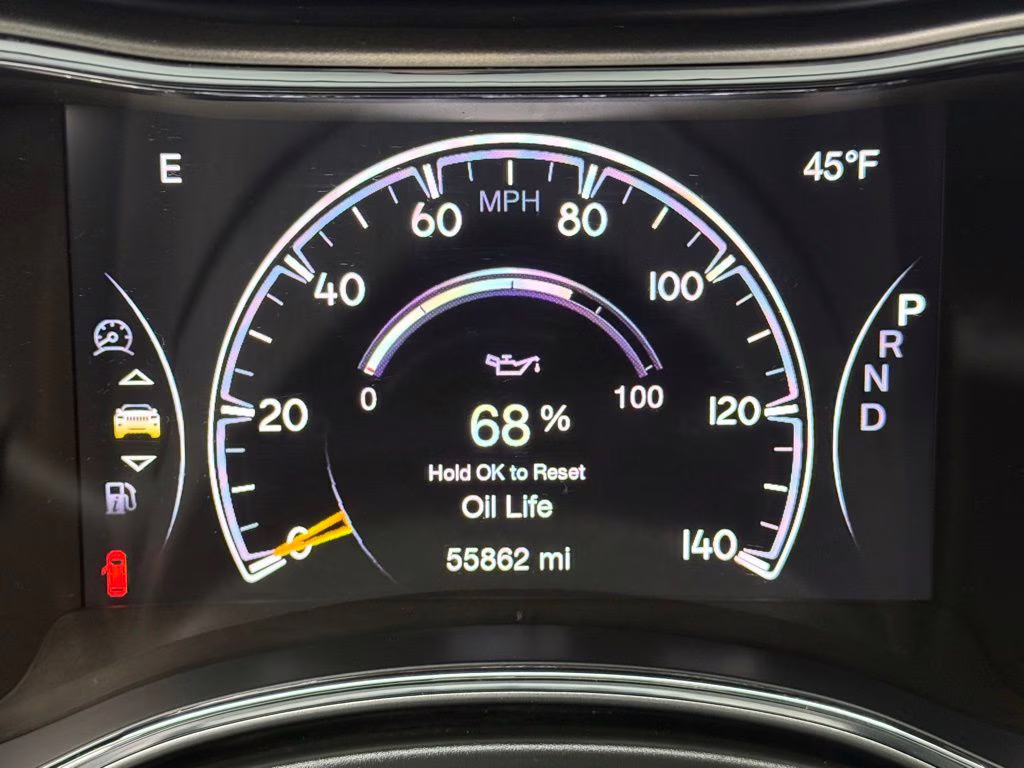 2022 Diamond Black Crystal Pearlcoat Jeep Grand Cherokee WK Laredo E 4X4 SUV