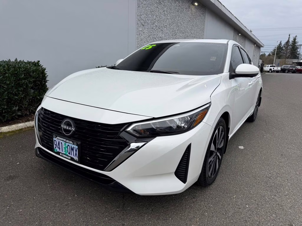 2025 Aspen White Tricoat Nissan Sentra SV FWD Sedan