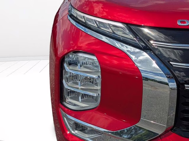 2025 Red Diamond Mitsubishi Outlander SEL FWD SUV
