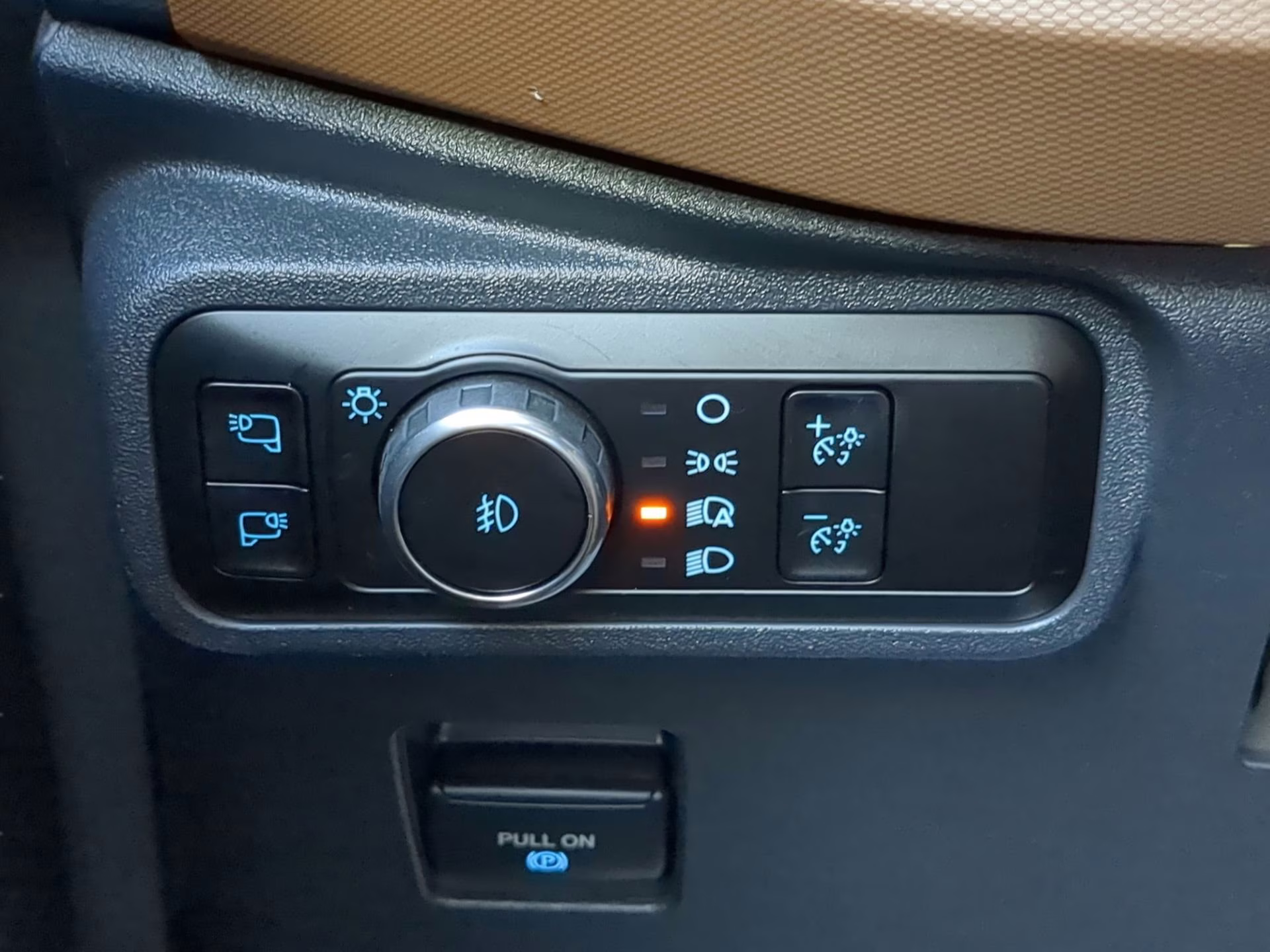 2024 Cactus Gray Ford Bronco Outer Banks 4X4 Convertible