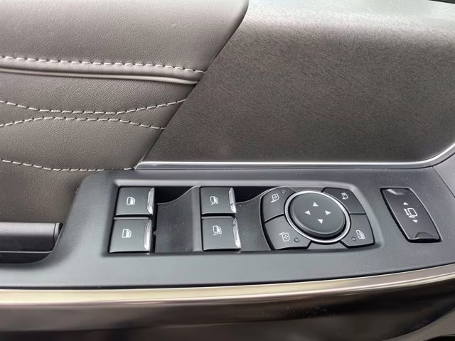 2026 Carbonized Gray Metallic Ford Super Duty F-450 DRW Platinum 4X4 Truck