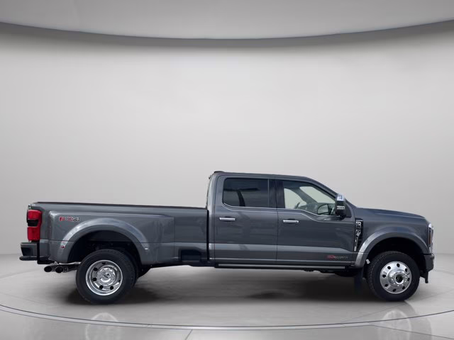 2026 Carbonized Gray Metallic Ford Super Duty F-450 DRW Platinum 4X4 Truck