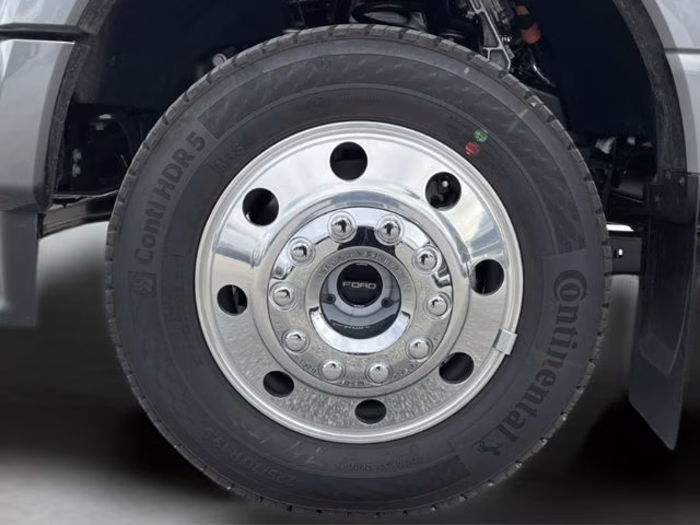 2026 Carbonized Gray Metallic Ford Super Duty F-450 DRW Platinum 4X4 Truck