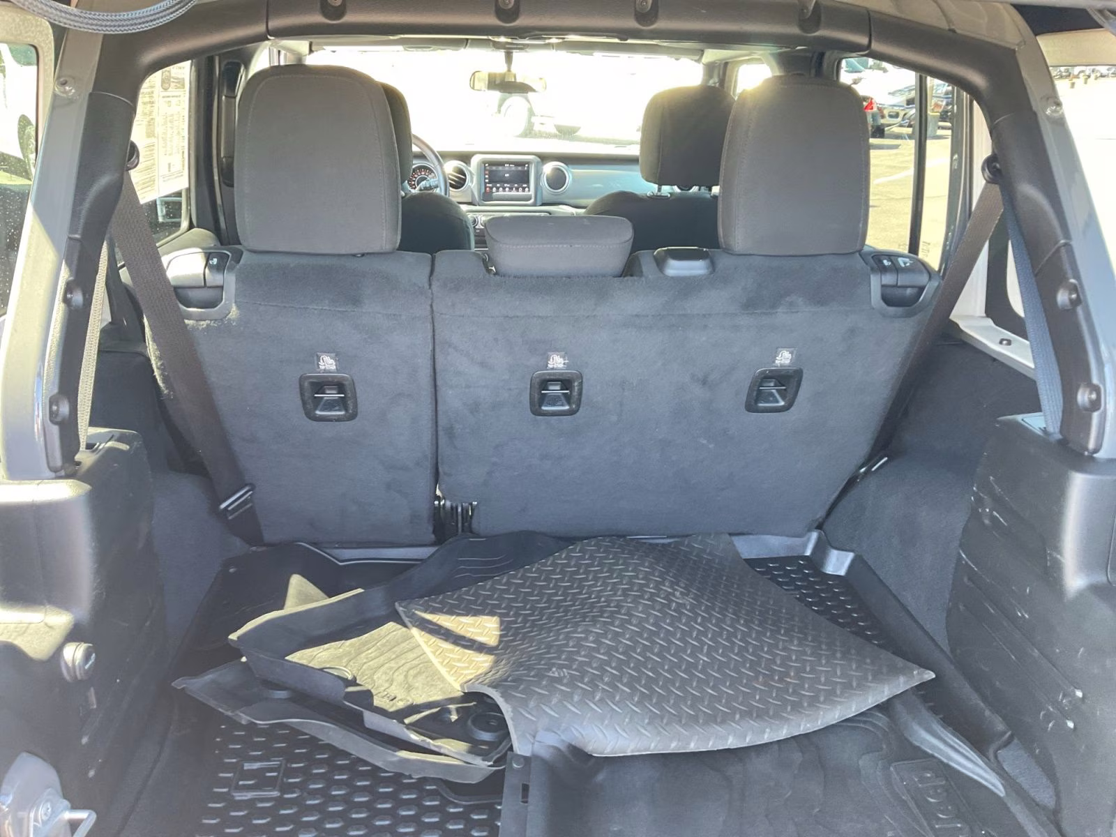 2020 Sting-Gray Clearcoat Jeep Wrangler Unlimited Sahara 4X4 SUV