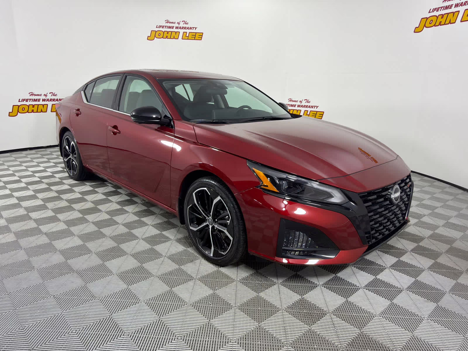 2026 Scarlet Ember Tintcoat Nissan Altima SR FWD Sedan