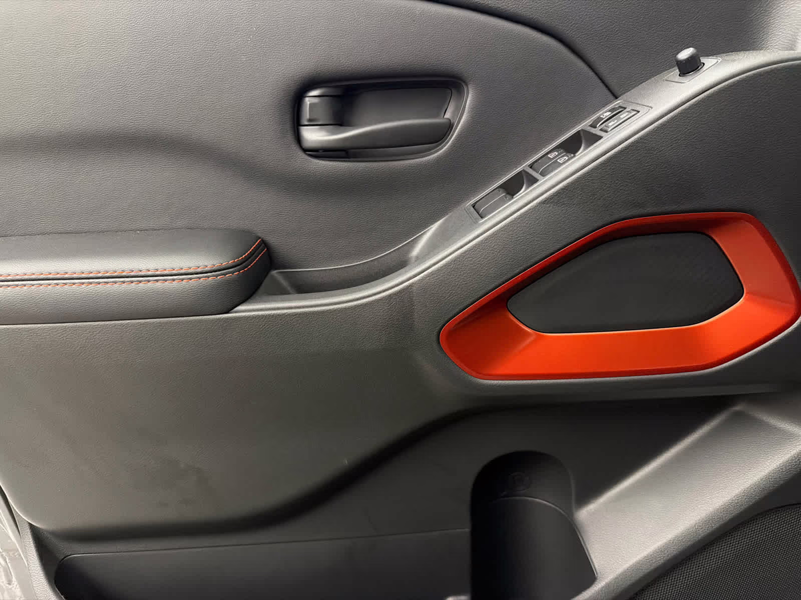 2026 Gun Metallic Nissan Frontier PRO-4X 4X4 Truck