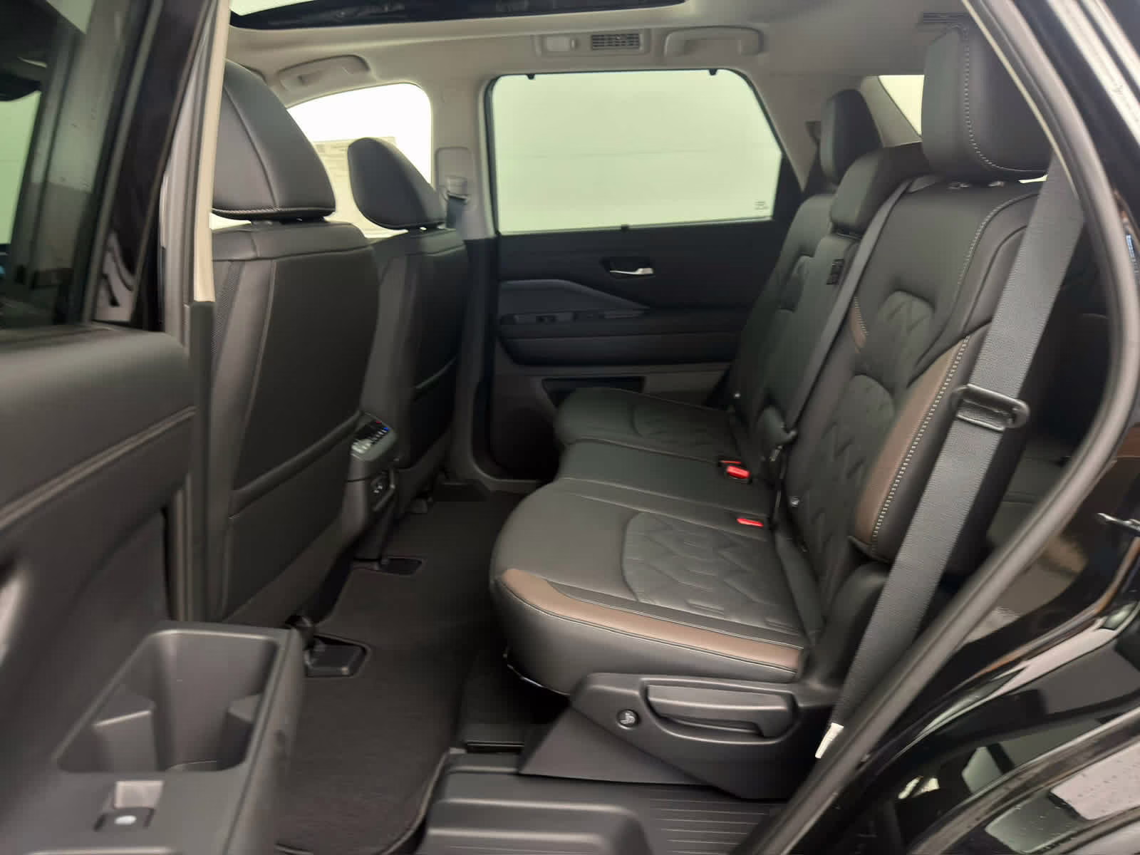 2026 Super Black Nissan Pathfinder Platinum FWD SUV