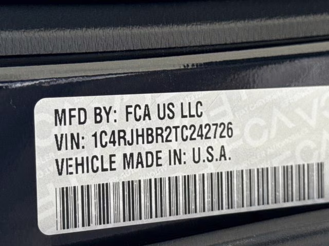 2026 Diamond Black Crystal Pearlcoat Jeep Grand Cherokee Limited 4X4 SUV