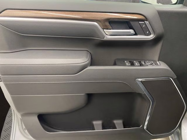 2026 Sterling Gray Metallic Chevrolet Silverado 1500 LT 4X4 Truck