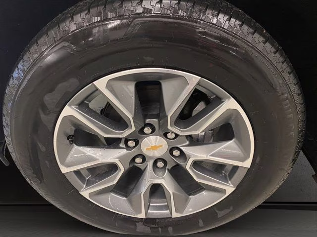 2026 Sterling Gray Metallic Chevrolet Silverado 1500 LT 4X4 Truck