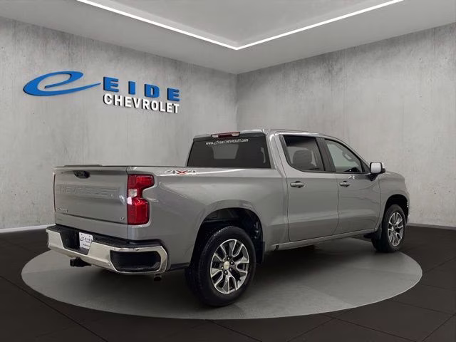 2026 Sterling Gray Metallic Chevrolet Silverado 1500 LT 4X4 Truck