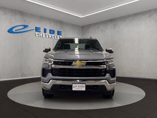 2026 Sterling Gray Metallic Chevrolet Silverado 1500 LT 4X4 Truck