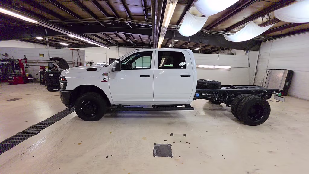 2026 Bright White Clearcoat Ram 3500 Tradesman 4X4 Truck