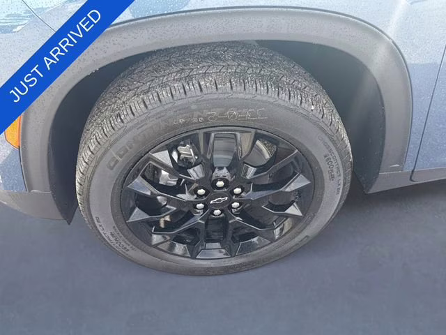 2026 Lakeshore Blue Metallic Chevrolet Traverse LT FWD SUV