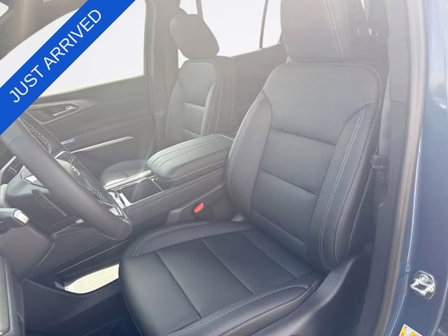 2026 Lakeshore Blue Metallic Chevrolet Traverse LT FWD SUV