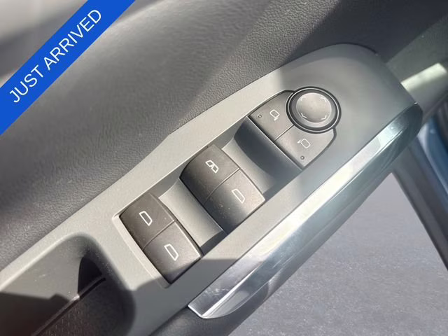 2026 Lakeshore Blue Metallic Chevrolet Traverse LT FWD SUV