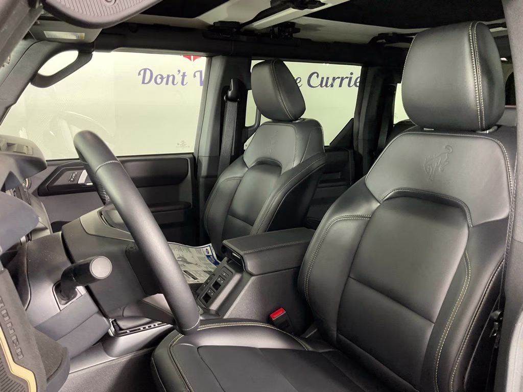 2026 Gray Metallic Ford Bronco Badlands 4X4 SUV