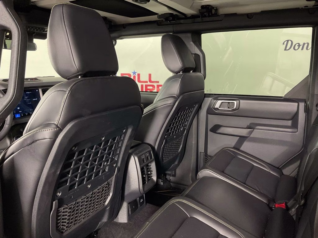 2026 Gray Metallic Ford Bronco Badlands 4X4 SUV