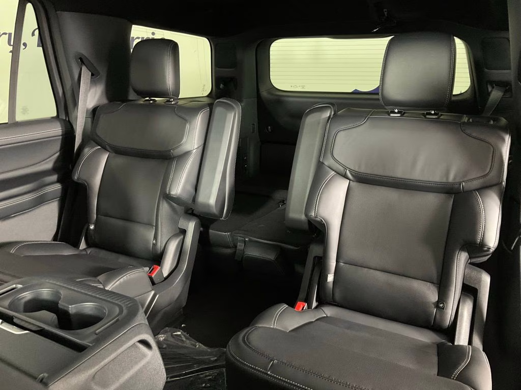 2026 Black Metallic Ford Expedition Platinum 4X4 SUV