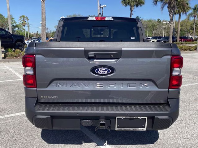 2026 Carbonized Gray Metallic Ford Maverick LARIAT AWD Truck