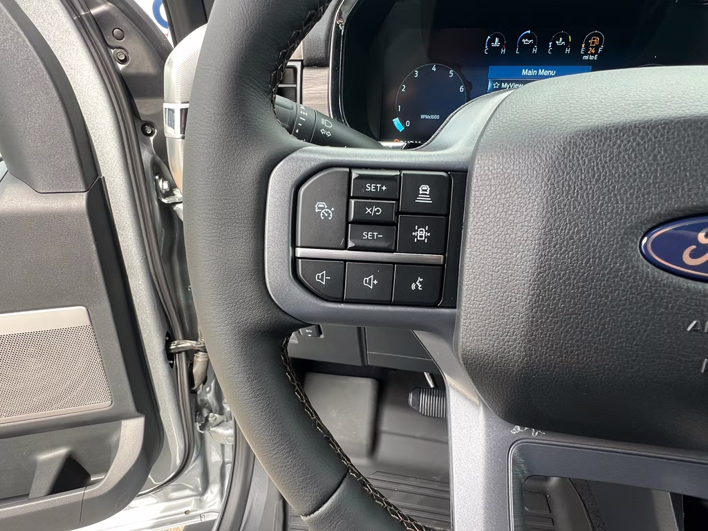2026 Iconic Silver Metallic Ford F-150 LARIAT 4X4 Truck