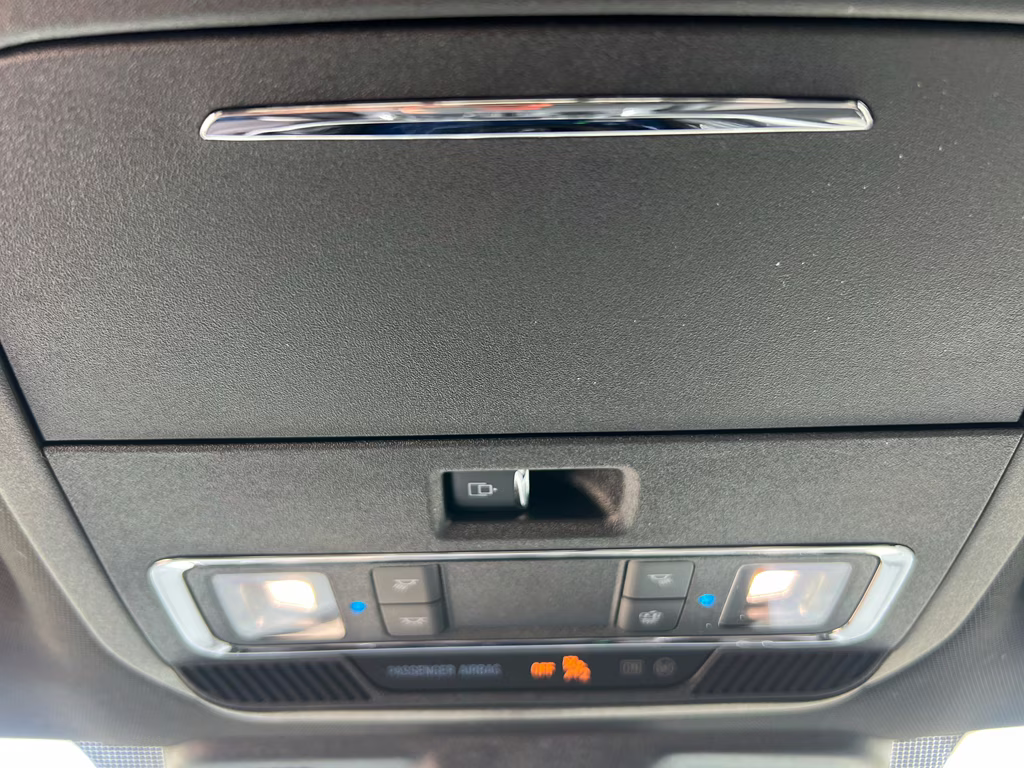2026 Iconic Silver Metallic Ford F-150 LARIAT 4X4 Truck