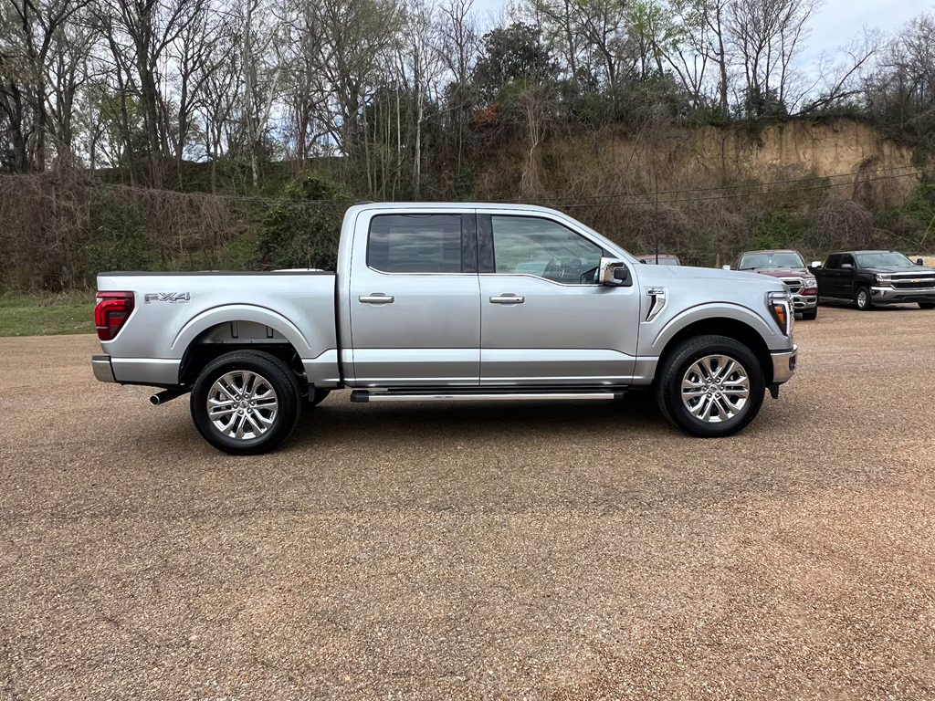 2026 Iconic Silver Metallic Ford F-150 LARIAT 4X4 Truck