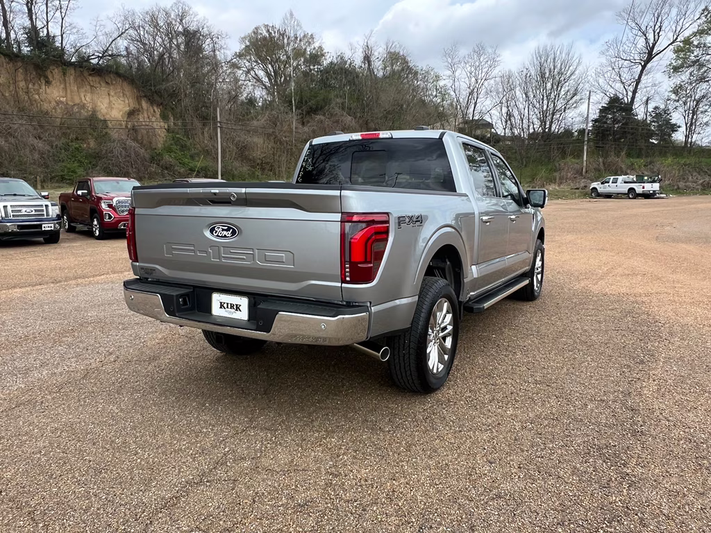 2026 Iconic Silver Metallic Ford F-150 LARIAT 4X4 Truck