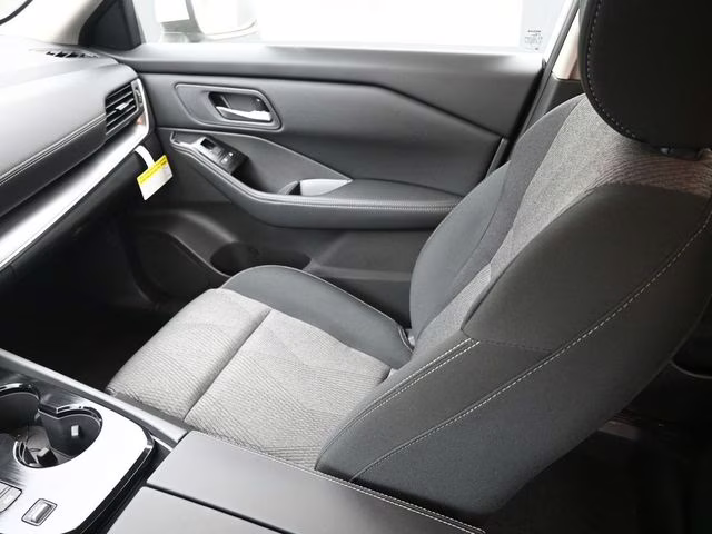 2026 Everest White Pearl Tricoat Nissan Rogue SV FWD SUV
