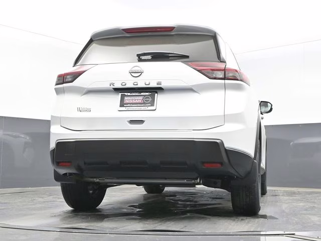 2026 Everest White Pearl Tricoat Nissan Rogue SV FWD SUV