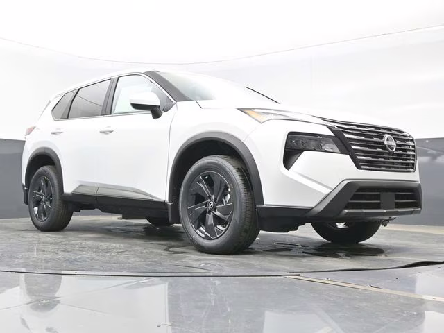 2026 Everest White Pearl Tricoat Nissan Rogue SV FWD SUV