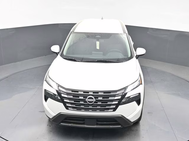 2026 Everest White Pearl Tricoat Nissan Rogue SV FWD SUV