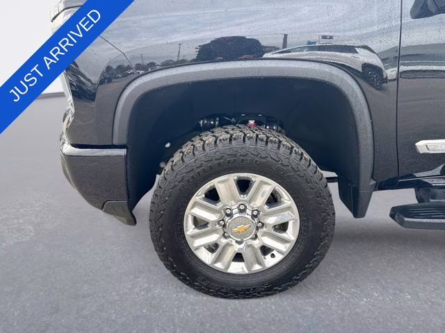 2024 Black Chevrolet Silverado 3500HD High Country 4X4 Truck