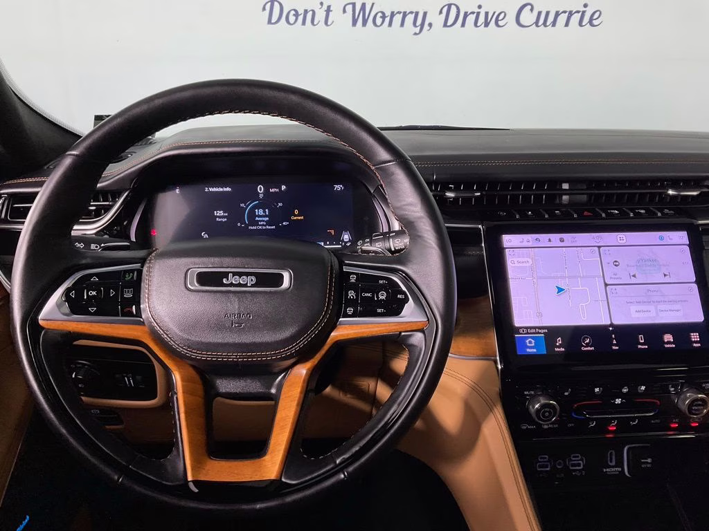 2023 Baltic Gray Metallic Clearcoat Jeep Grand Cherokee Summit Reserve 4X4 SUV