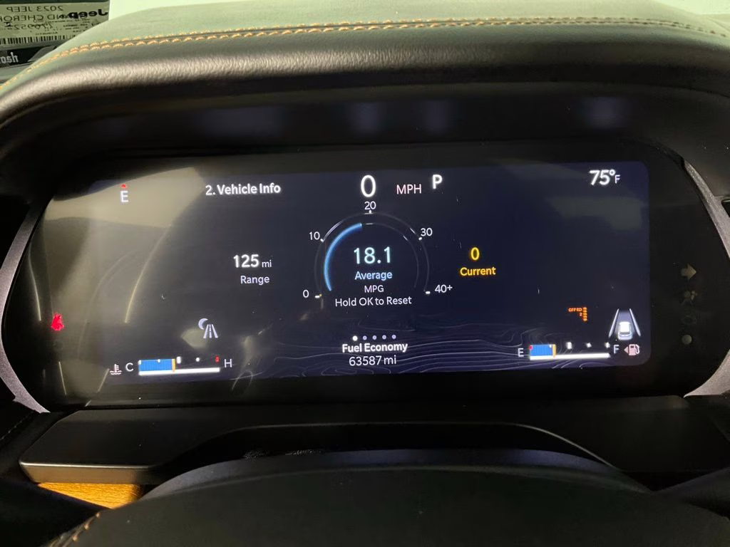 2023 Baltic Gray Metallic Clearcoat Jeep Grand Cherokee Summit Reserve 4X4 SUV