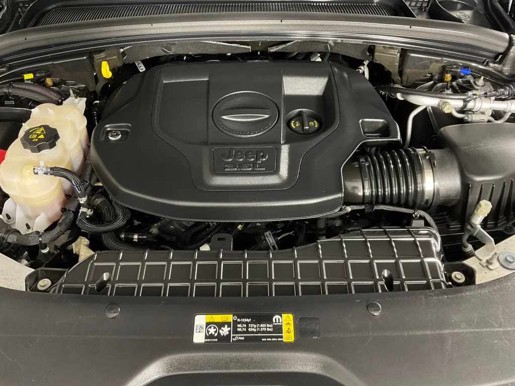 2023 Baltic Gray Metallic Clearcoat Jeep Grand Cherokee Summit Reserve 4X4 SUV