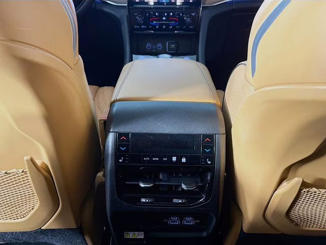 2022 Baltic Gray Metallic Clearcoat Jeep Grand Cherokee L Summit 4X4 SUV
