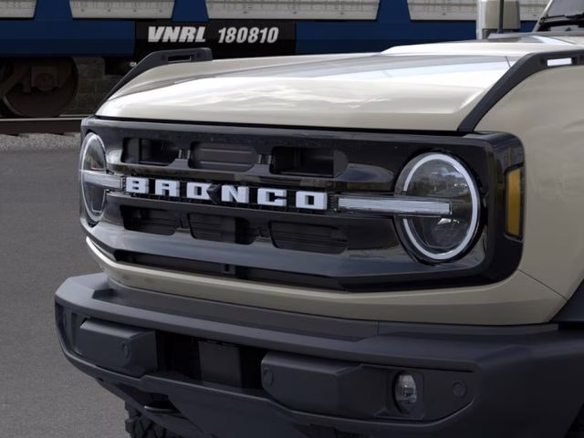 2026 Desert Sand Ford Bronco Outer Banks 4X4 SUV