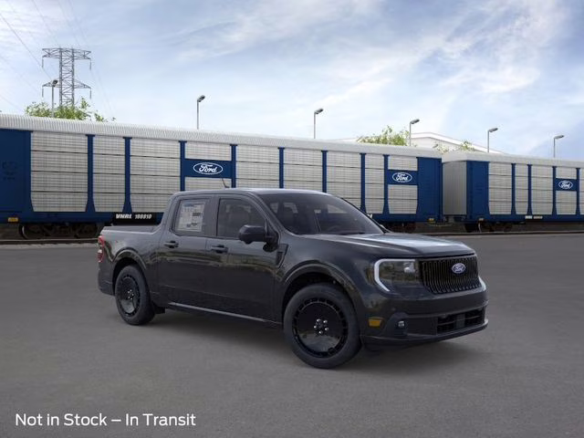 2026 Shadow Black Ford Maverick Lobo High AWD Truck