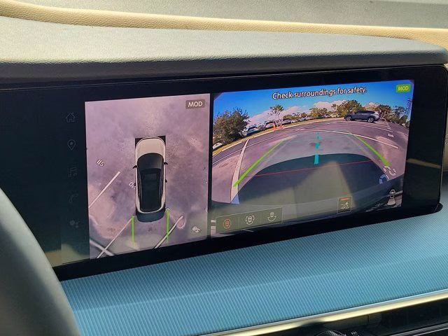 2026 Pearl Metallic Nissan Murano Platinum AWD SUV