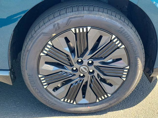 2026 Pearl Metallic Nissan Murano Platinum AWD SUV