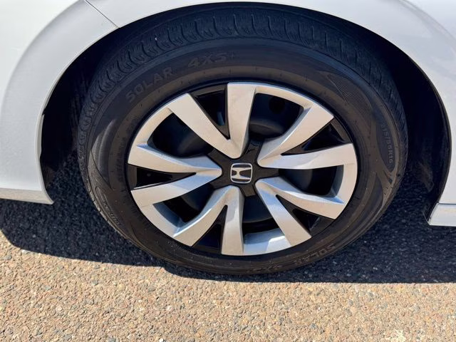 2022 Platinum White Pearl Honda Civic LX FWD Sedan