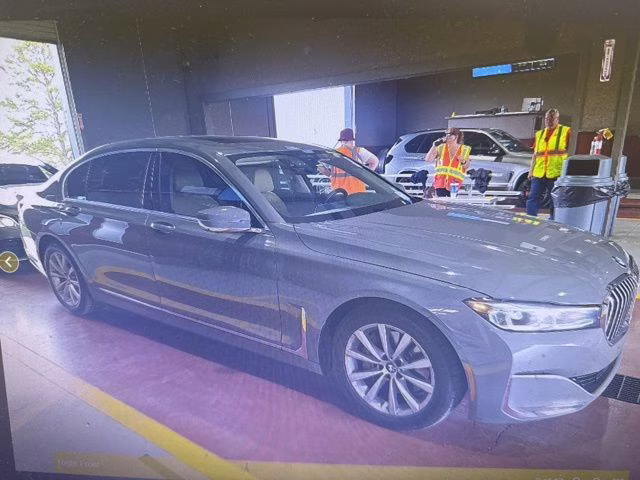2022 Bernina Gray Amber Effect Metallic BMW 7 Series 740i RWD Sedan