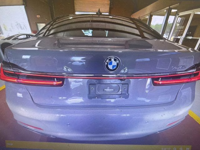 2022 Bernina Gray Amber Effect Metallic BMW 7 Series 740i RWD Sedan
