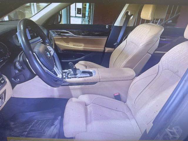 2022 Bernina Gray Amber Effect Metallic BMW 7 Series 740i RWD Sedan