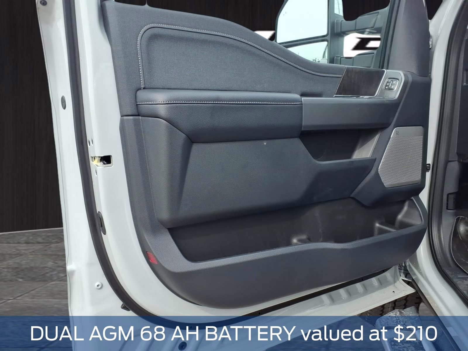 2026 Avalanche Ford Super Duty F-350 SRW Lariat 4X4 Truck