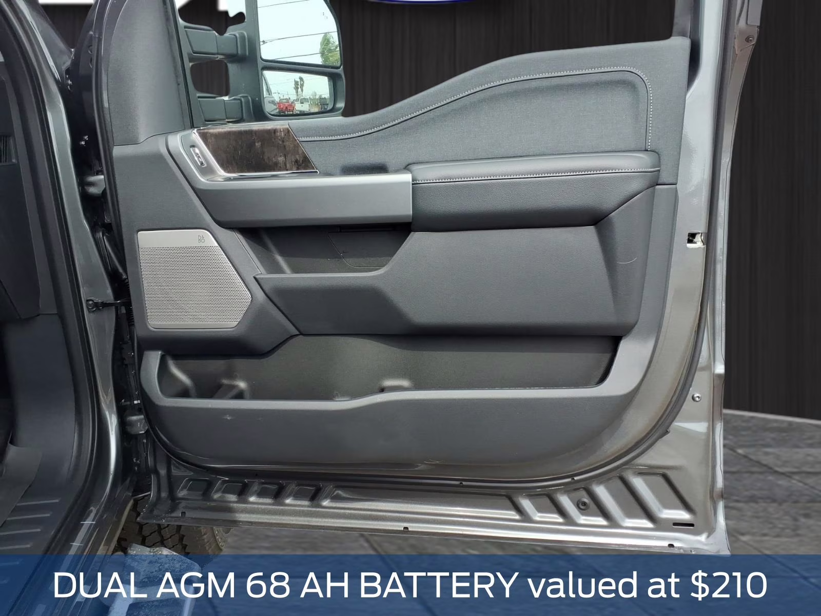 2026 Gray Metallic Ford Super Duty F-350 SRW Lariat 4X4 Truck
